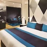 L\'Empire Paris - Louvre