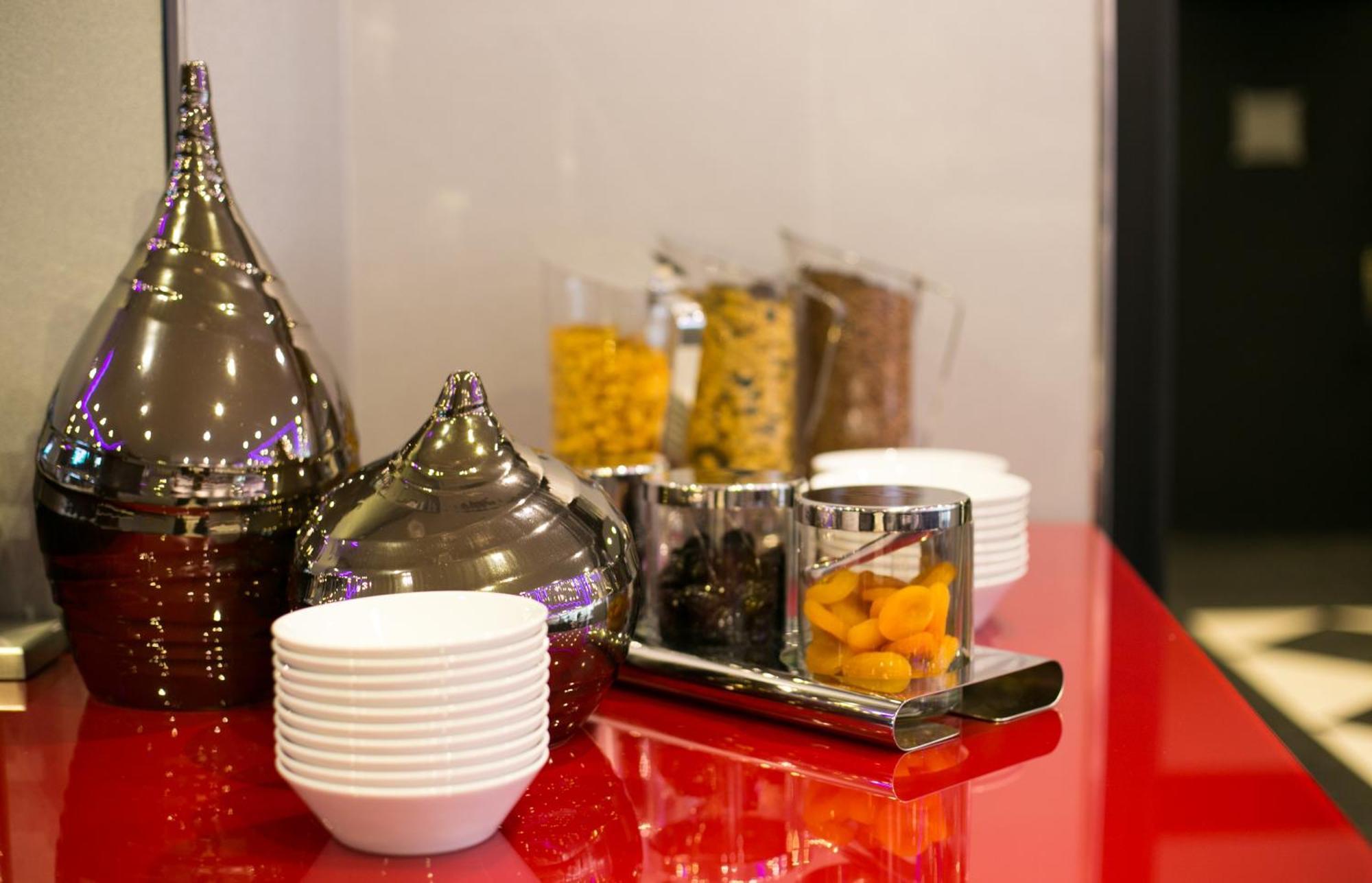 L'empire - Louvre Hotel 4*