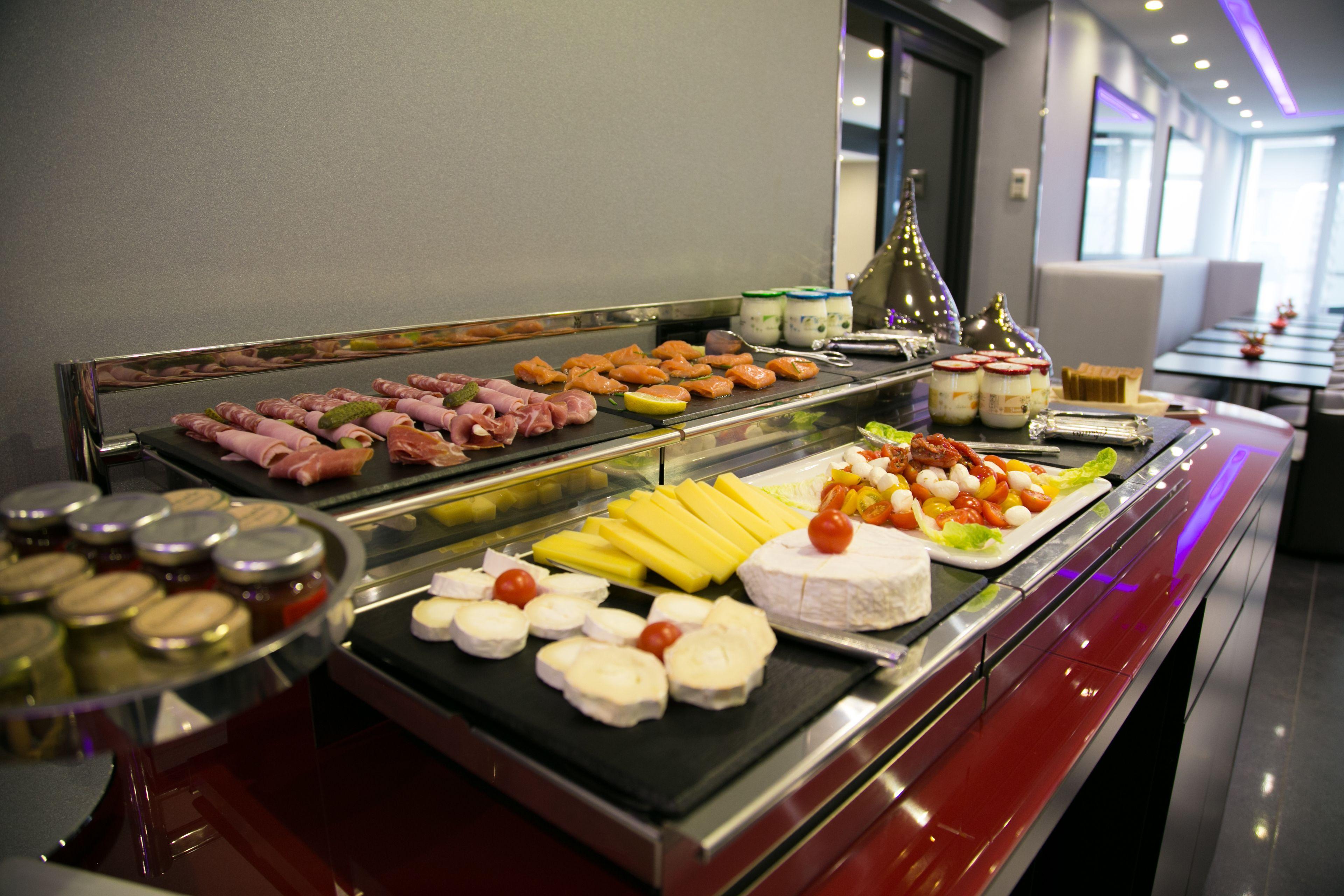 Hotel L'empire - Louvre 4*