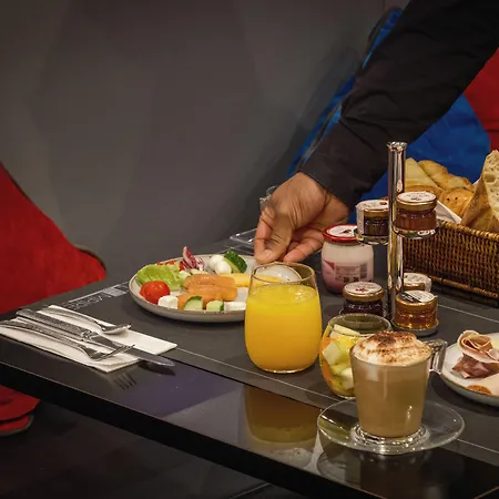 L'empire - Louvre Hotel Parigi